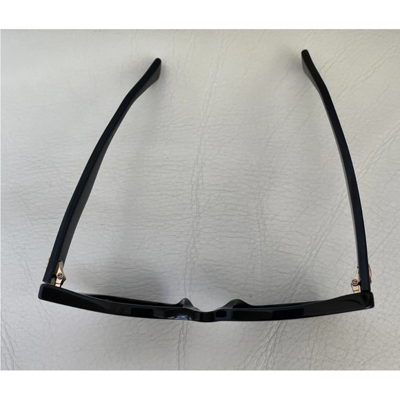 Gucci Sunglasses - Picture 7 of 12